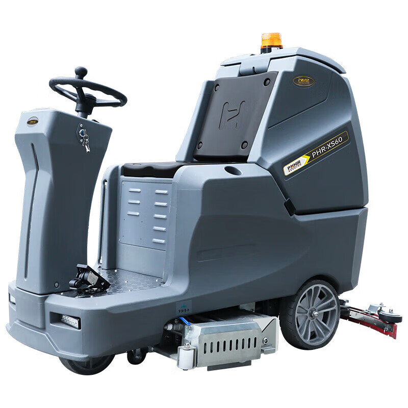 Ergonomic floor scrubber in warehouse