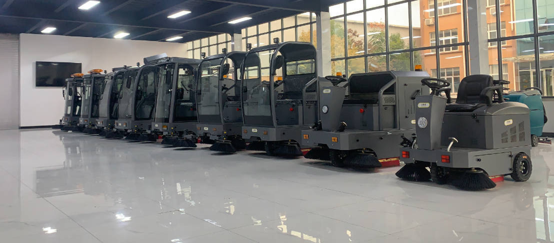 Proper storage for floor cleaning machines
