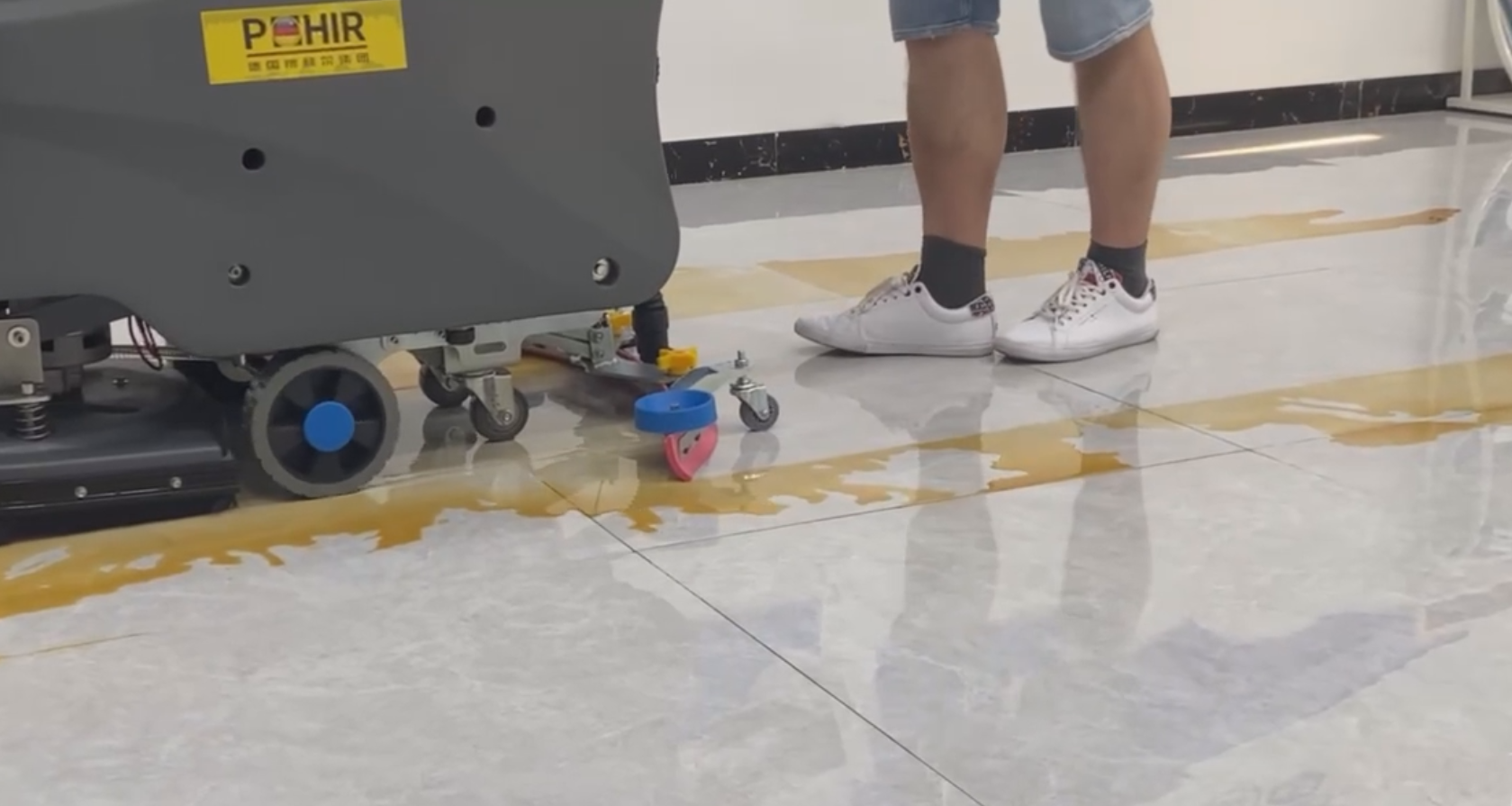 Floor scrubber maintenance checklist tasks